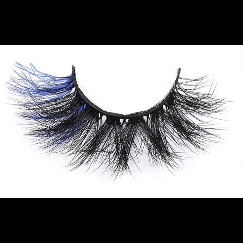 3D Lashes pop of color lashes